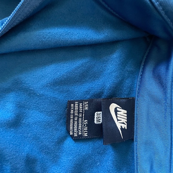 Nike Jacket - Picture 3 of 3